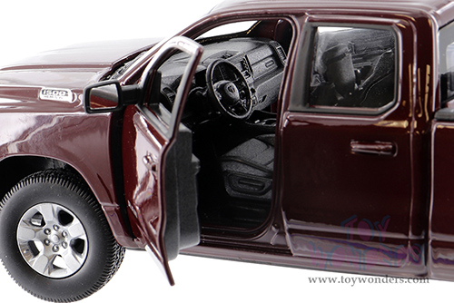 Showcasts® Collectibles - Dodge Ram 1500 Pickup Truck (2019, 1/27 scale diecast model car, Asstd.) 24104/4D MAP: $19.99