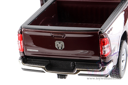 Showcasts® Collectibles - Dodge Ram 1500 Pickup Truck (2019, 1/27 scale diecast model car, Asstd.) 24104/4D MAP: $19.99