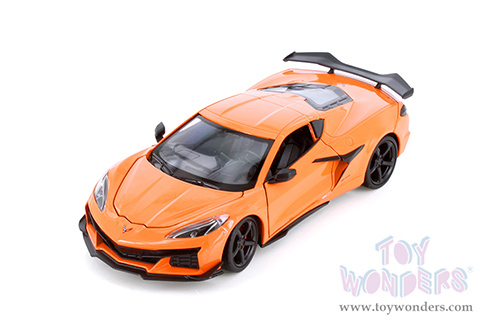 Welly - Chevrolet® Corvette® Z06 Hardtop (2023, 1/24 scale diecast model car, Orange) 24120WOR