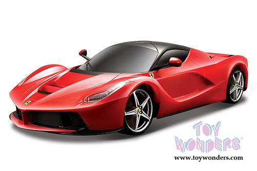 BBurago Ferrari Race & Play - LaFerrari Hard Top (1/24 scale diecast model car, Red) 26001R