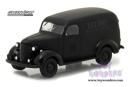 Greenlight Black Bandit Series 18 | Chevrolet&reg; Panel Truck (1939, 1/64 scale diecast model car, Black) 27930F/48