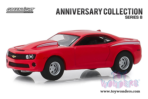 Greenlight - Anniversary Collection Series 8 | Chevrolet&reg; COPO Camaro&reg; - COPO Turns 50 (1969, 1/64 scale diecast model car, Red) 27980D/48