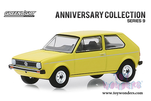 Greenlight - Anniversary Collection Series 9 | Volkswagen Golf Mk1 - Volkswagen Golf 45th Anniversary (1974, 1/64 scale diecast model car, Yellow) 28000C/48