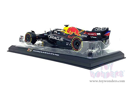 Bburago - Oracle Red Bull Racing RB18 #1 Max Verstappen with Driver Formula One F1 Abu Dhabi GP "Drivers' Champion" (2022) (1/24 scale diecast model car, Black) 18-28026/1