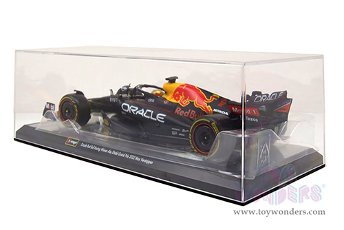 Bburago - Oracle Red Bull Racing RB18 #1 Max Verstappen with Driver Formula One F1 Abu Dhabi GP "Drivers' Champion" (2022) (1/24 scale diecast model car, Black) 18-28026/1