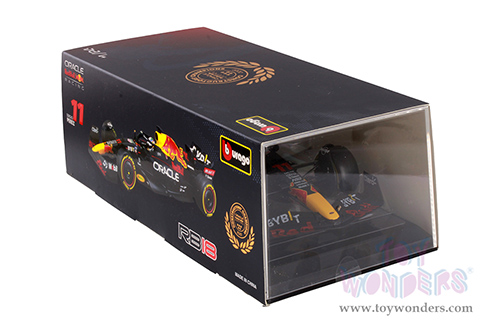 Bburago - Oracle Red Bull Racing RB18 #11 Sergio Perez with Driver Formula One F1 Abu Dhabi GP "Construtors' Champion" (2022) (1/24 scale diecast model car, Black) 18-28026/11
