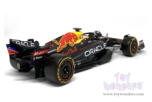 Bburago - Oracle Red Bull Racing RB18 #11 Sergio Perez with Driver Formula One F1 Abu Dhabi GP "Construtors' Champion" (2022) (1/24 scale diecast model car, Black) 18-28026/11