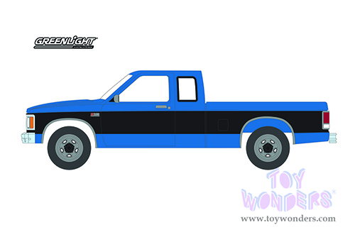 Greenlight - Anniversary Collection Series 13 | Chevrolet&reg; S-10 4x4 Extended Cab Pickup Truck - 100th Anniversary of Chevy Trucks (1918-2018) (1988, 1/64 scale diecast model car, Blue/Black) 28080B/48