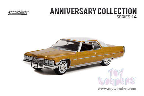 Greenlight - Anniversary Collection Series 14 | Cadillac&reg; Coupe DeVille - Cadillac 70th Anniversary (1972, 1/64 scale diecast model car, Gold Metallic/White Top) 28100A/48