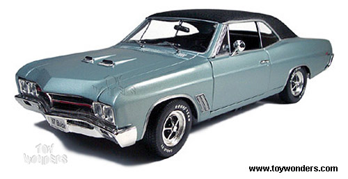 ERTL - Buick GS 400 Hard Top (1967, 1/18 scale die cast model car, Metallic Blue/Black top) 29258