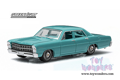 Greenlight - Country Roads Series 13 (1/64 scale diecast model car, Asstd.) 29810/6