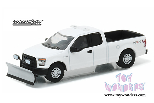 Greenlight - Ford F-150 White with Light Bar and Snow Plow Pickup Truck (2015, 1/64 scale diecast model car, White) 29875/48