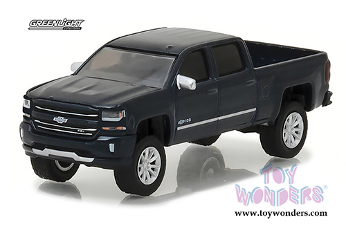 Greenlight - Chevrolet&reg; Silverado&trade; Centennial Edition Pickup Truck (2018, 1/64 scale diecast model car, Steel Blue) 29917/48