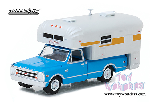 Greenlight - Chevrolet&reg; Cheyenne&trade; C10 with Silver Streak Camper (1968, 1/64 scale diecast model car, Blue) 29922/48