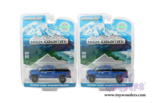 Greenlight - Chevrolet&reg; Silverado&trade; 1500 Crew Cab High Country Special Edition Pickup Truck (2018, 1/64 scale diecast model car, Deep Ocean Blue) 29938/48