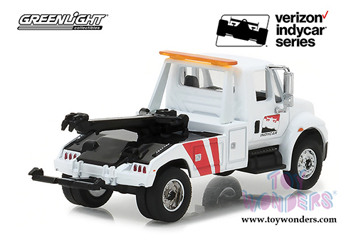 Greenlight - International&reg; DuraStar&reg; Tow Truck Indycar (2018, 1/64 scale diecast model car, White) 29952/48