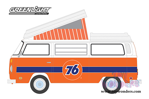  Greenlight - Club Vee-Dub Series 10 | Volkswagen Westfalia Campmobile - Union 76 (1973, 1/64 scale diecast model car, Orange/White) 29980B/48