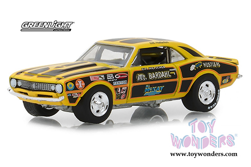 Greenlight - Chevrolet&reg; Camaro&reg; 427 Mr. Bardahl Hardtop (1967, 1/64 scale diecast model car, Yellow/Black) 29987/48