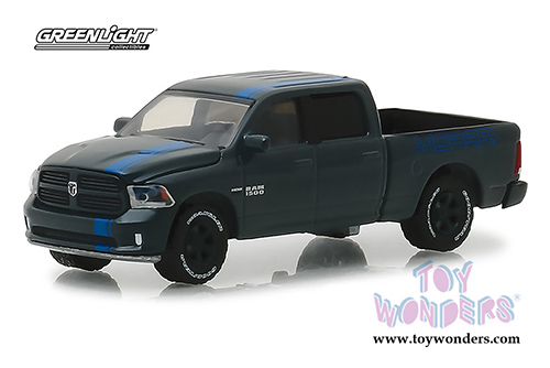 Greenlight - Dodge Ram 1500 Pickup Truck MOPAR&reg; (2017, 1/64 scale diecast model car, Dark Blue) 30013/48