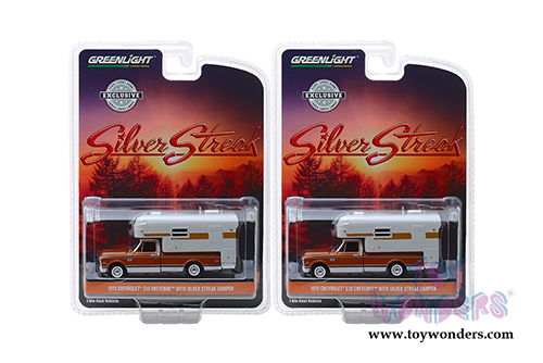 Greenlight - Chevrolet&reg; C-10 Cheyenne&trade; with Silver Streak Camper (1970, 1/64 scale die cast model car, Brown/Silver) 30023/48