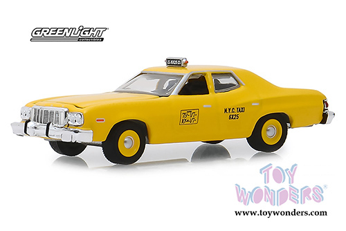 Greenlight - Ford Torino NYC Taxicab (1975, 1/64 scale diecast model car, Yellow) 30058/48