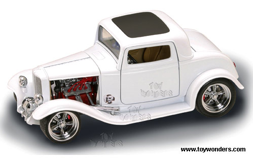 Yatming Shyne Rodz - Ford 3 - Window Coupe (1932, 1/18 scale diecast model car, White) 30068