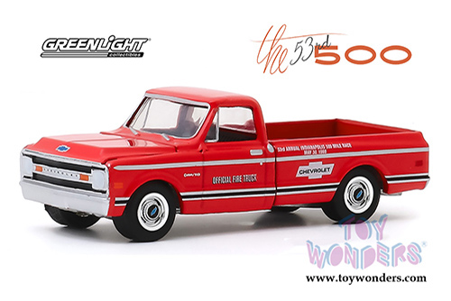 Greenlight - Chevrolet&reg; C-10 53rd Annual Indianapolis 500 Mile Race Official Fire Truck (1969, 1/64 scale diecast model car, Red) 30164/48