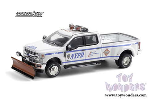 Greenlight - Ford F-350 Dually Pickup Truck with Snow Plow New York City Police Department (NYPD) (2019, 1/64 scale diecast model car, Black/White) 30216/48