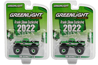 Show product details for Showcasts Collectibles - McLaren 765LT (1/24 scale diecast model car, Green) 68276GN MAP: $19.99