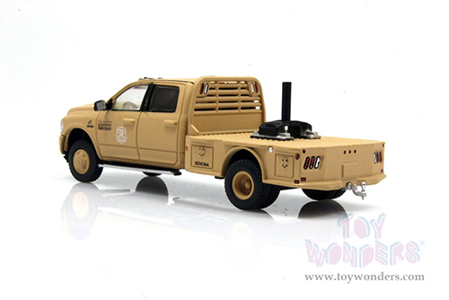 Greenlight - Dodge Ram 3500 Dually Flatbed Gooseneck Carabineros De Chile Military Truck (2018, 1/64 scale die cast model car, Matte Tan) 30271/48
