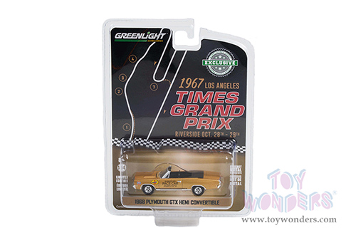 Greenlight - Plymouth GTX HEMI Convertible - 1967 Los Angeles Times Grand Prix at Riverside International Raceway Official Pace Car (1968, 1/64 scale diecast model car, Gold Metallic) 30272/48