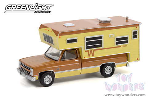 Greenlight - Chevrolet&reg; C20 Silverado Camper Special with Winnebago Slide-In Camper (1986, 1/64 scale diecast model car, Copper Canyon & Doeskin Tan) 30288/48