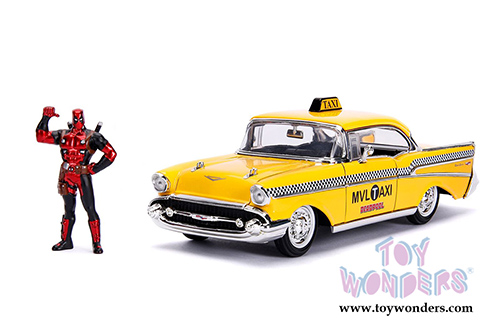Jada Toys - Metals Die Cast | Chevy&reg; Bel Air&reg; Taxi with Deadpool&trade; Diecast Figure (1957, 1/24, diecast model toy, Yellow) 30290