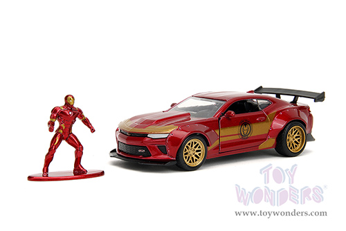 Jada Toys - Hollywood Rides | Marvel Avengers Chevrolet® Camaro® with Iron Man Diecast Figure (2016, 1/32 scale diecast model car, Red/Gold) 30309