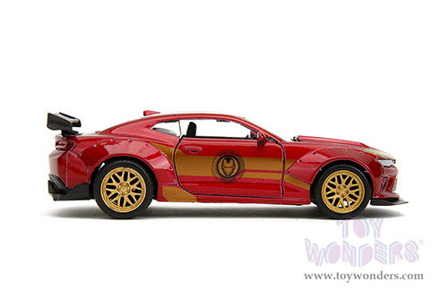 Jada Toys - Hollywood Rides | Marvel Avengers Chevrolet® Camaro® with Iron Man Diecast Figure (2016, 1/32 scale diecast model car, Red/Gold) 30309