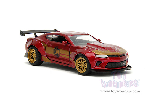 Jada Toys - Hollywood Rides | Marvel Avengers Chevrolet® Camaro® with Iron Man Diecast Figure (2016, 1/32 scale diecast model car, Red/Gold) 30309