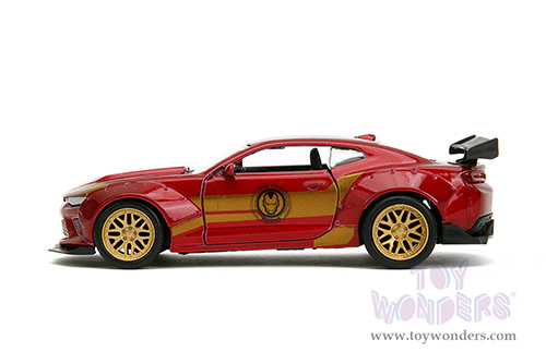 Jada Toys - Hollywood Rides | Marvel Avengers Chevrolet® Camaro® with Iron Man Diecast Figure (2016, 1/32 scale diecast model car, Red/Gold) 30309