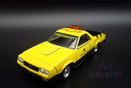 Greenlight - Chevrolet® El Camino SS 70th Annual Indianapolis 500 Mile Race Official Truck (1986, 1/64 scale diecast model car, Yellow/Black) 30311/48