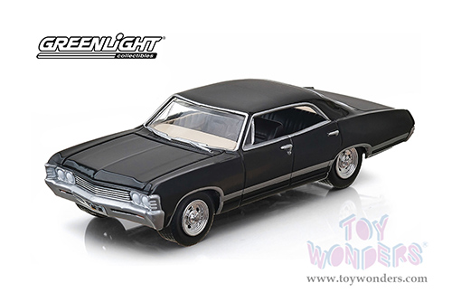 Greenlight - Chevrolet&reg; Impala Sport Sedan Hardtop (1967, 1/64 scale die cast model car, Tuxedo Black) 30333/48