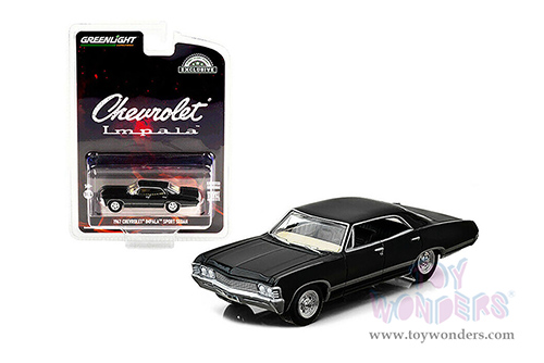 Greenlight - Chevrolet&reg; Impala Sport Sedan Hardtop (1967, 1/64 scale die cast model car, Tuxedo Black) 30333/48