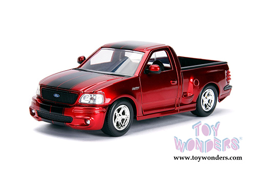 Jada Toys - Metals Die Cast Just Trucks | Ford F-150 SVT Lightning Pickup (1999, 1/24 scale diecast model car, Asstd.) 30357WA1