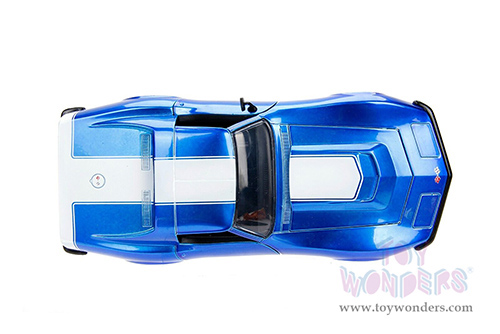 Jada Toys - Metals Die Cast | Bigtime Muscle Chevrolet&reg; Corvette&reg; Stingray&trade; ZL-1 Hardtop (1969, 1/24 scale diecast model car, Blue/White stripe) 30532