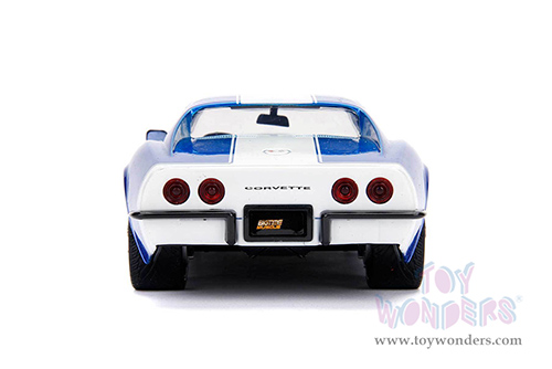 Jada Toys - Metals Die Cast | Bigtime Muscle Chevrolet&reg; Corvette&reg; Stingray&trade; ZL-1 Hardtop (1969, 1/24 scale diecast model car, Blue/White stripe) 30532