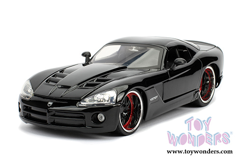 Jada Toys Fast & Furious - Letty's Dodge Viper SRT10 Hardtop (1/24 scale diecast model car, Black) 30731