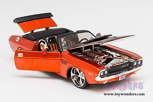 Maisto AllStars - Dodge Challenger R/T Convertible (1970, 1/24 scale diecast model car, Orange) 31026OR