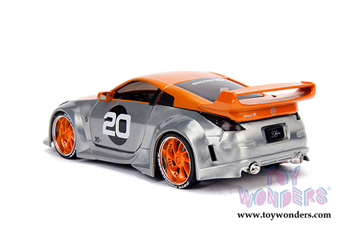 Jada Toys - 20th Anniversary | Option D Nissan 350Z Hardtop (2003, 1/24, diecast model car, Raw Metal/Orange) 31071