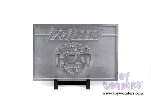 Jada Toys - 20th Anniversary | HEAT Ford COE Flatbed Tow Truck (1947, 1/24, diecast model car, Raw Metal/Black) 31072