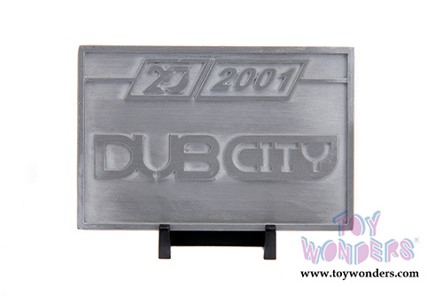 Jada Toys - 20th Anniversary | DUB City Chevrolet&reg; Silverado Dooley Pickup Truck (1999, 1/24, diecast model car, Raw Metal) 31077