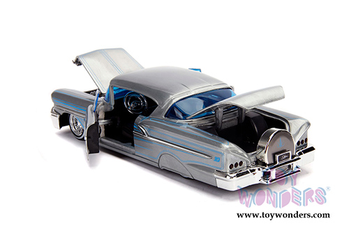 Jada Toys - 20th Anniversary | Street Low Chevrolet&reg; Impala&trade; Hardtop (1958, 1/24, diecast model car, Raw Metal/Blue) 31082