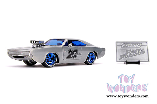 Jada Toys - 20th Anniversary | Fast & Furious Dodge Charger R/T Hardtop (1970, 1/24, diecast model car, Raw Metal) 31092